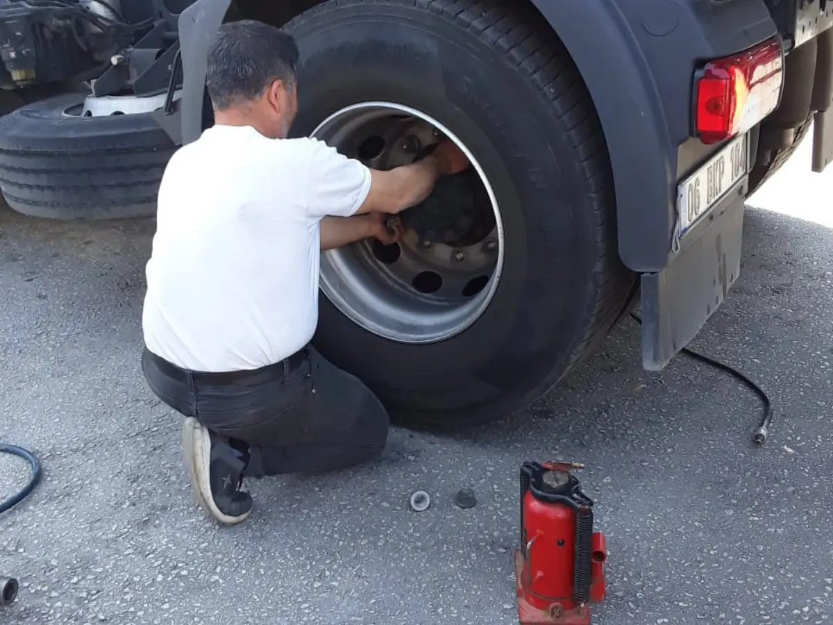 Karaçoban Oto Lastikçi